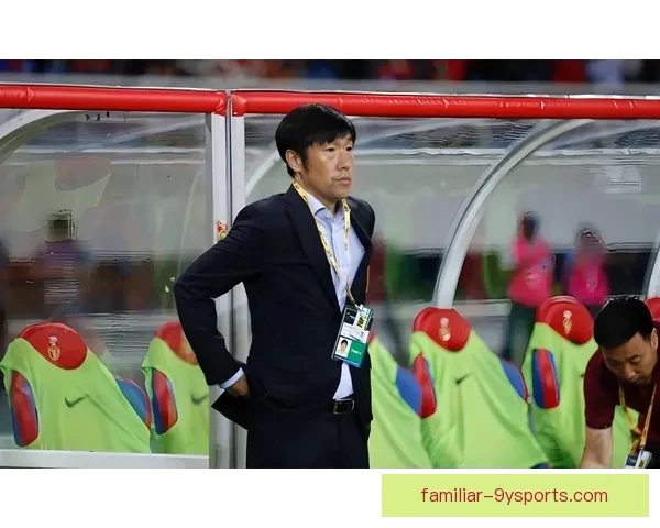 国足备战新赛季关键战役 主帅战术调整引球迷热议