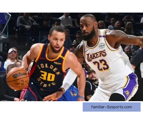 湖人队迎战勇士队，詹姆斯与库里再度对决，焦点战引发球迷热议